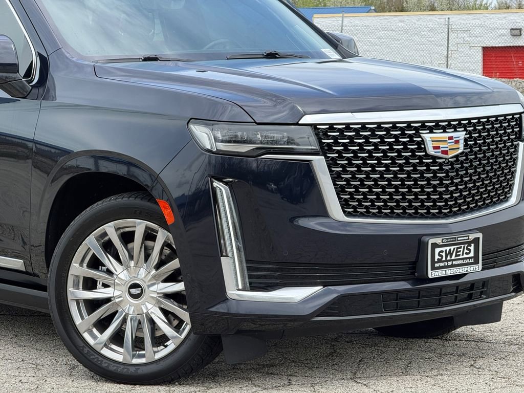 Used 2021 Cadillac Escalade ESV Premium Luxury w/ Driver Assist Tech Package AWD/4WD image 35