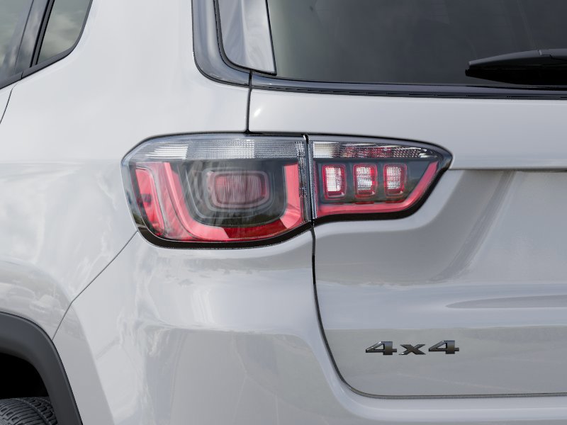 New 2026 Jeep Compass Latitude image 36