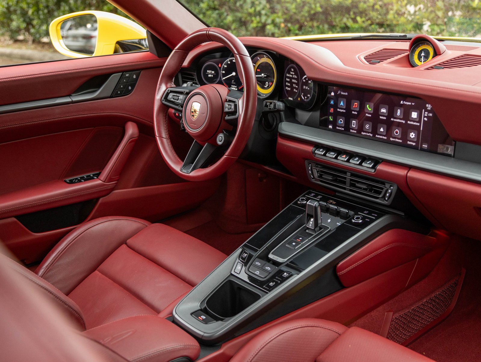 Used 2023 Porsche 911 Carrera image 12