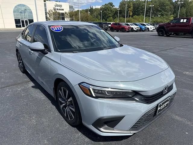 Used 2023 Honda Civic EX image 1