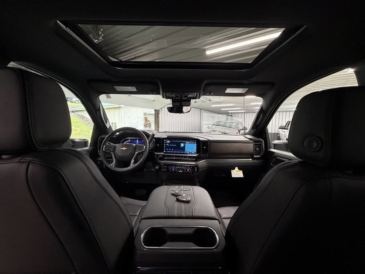 Used 2024 Chevrolet Silverado 2500 High Country w/ High Country Premium Package image 24