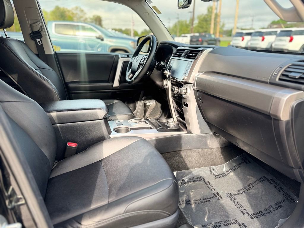 Used 2023 Toyota 4Runner TRD Sport w/ Technology Package AWD/4WD image 11