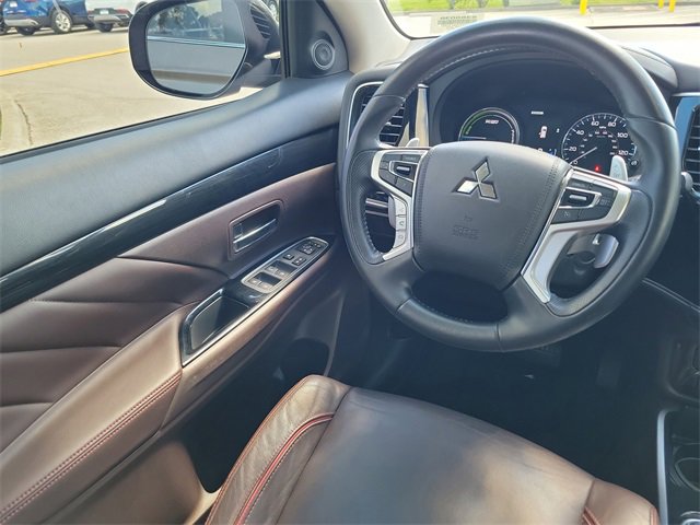 Used 2018 Mitsubishi Outlander SEL image 14