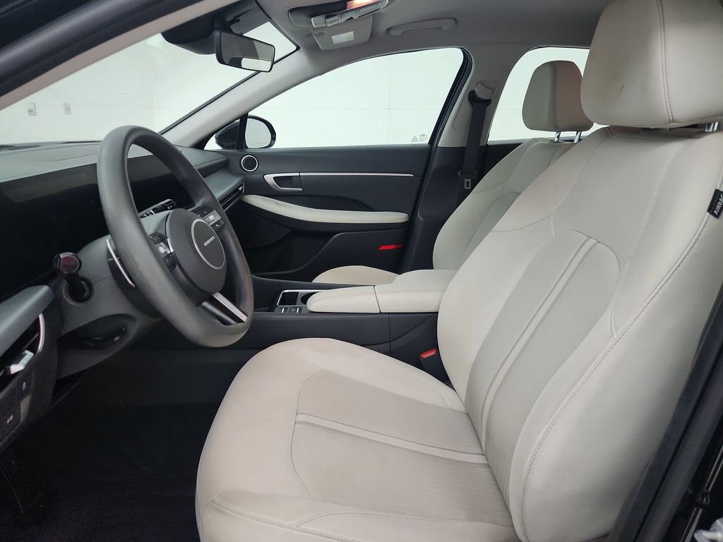 Used 2025 Hyundai Sonata SEL FWD image 20