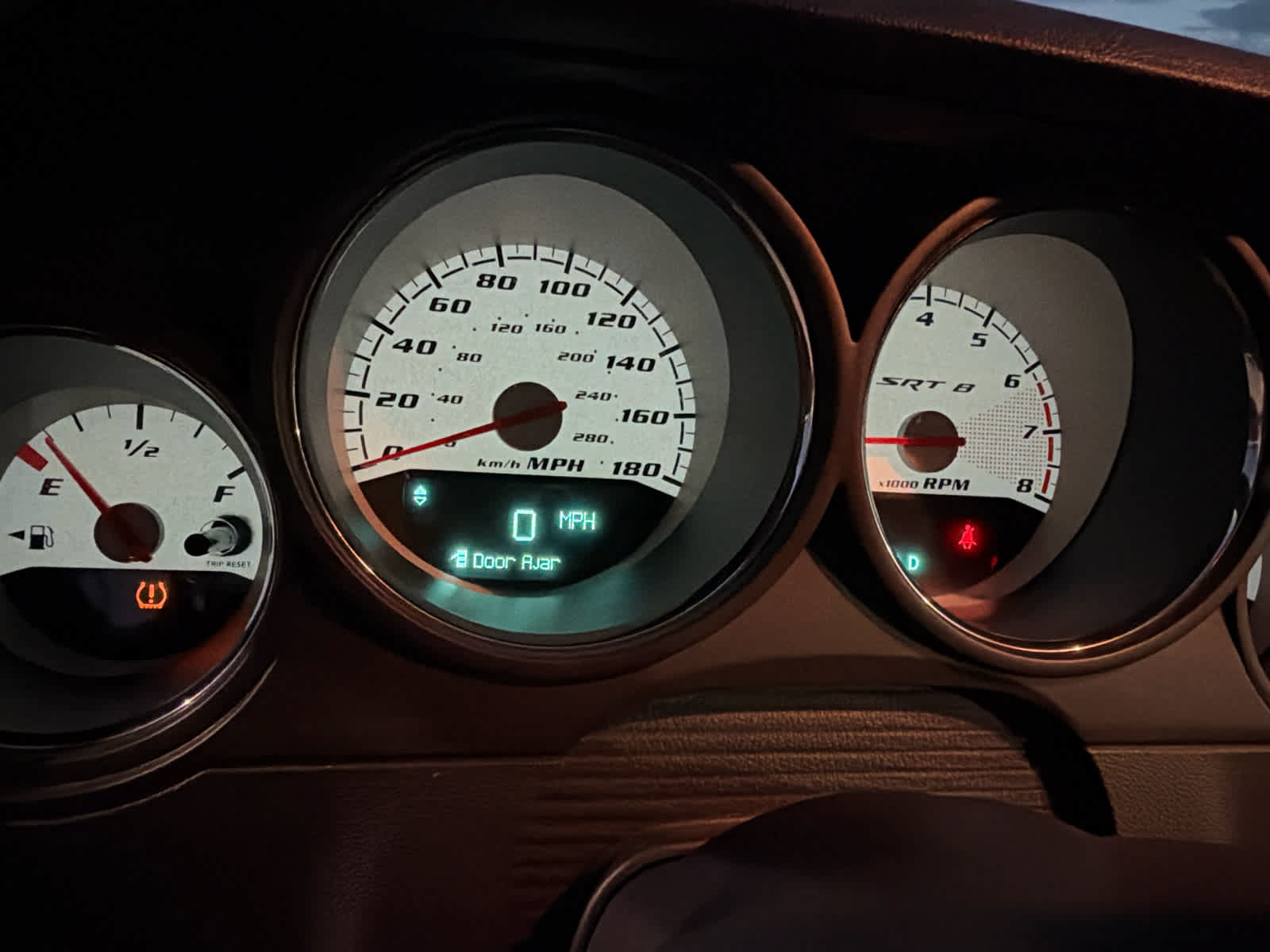 Used 2009 Dodge Challenger SRT8 w/ SRT Option Group II RWD image 5