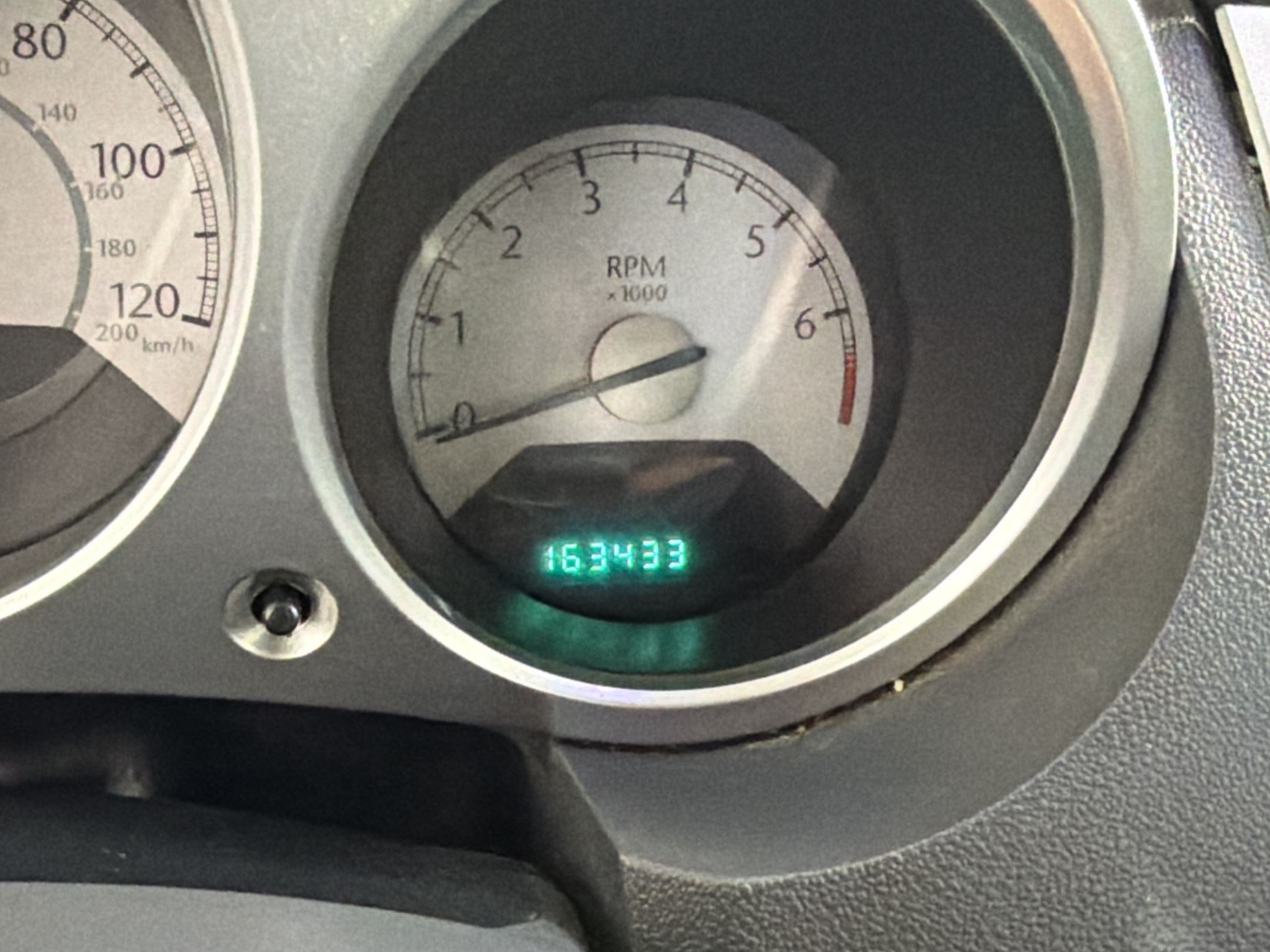 Used 2008 Chrysler Sebring Limited FWD image 19