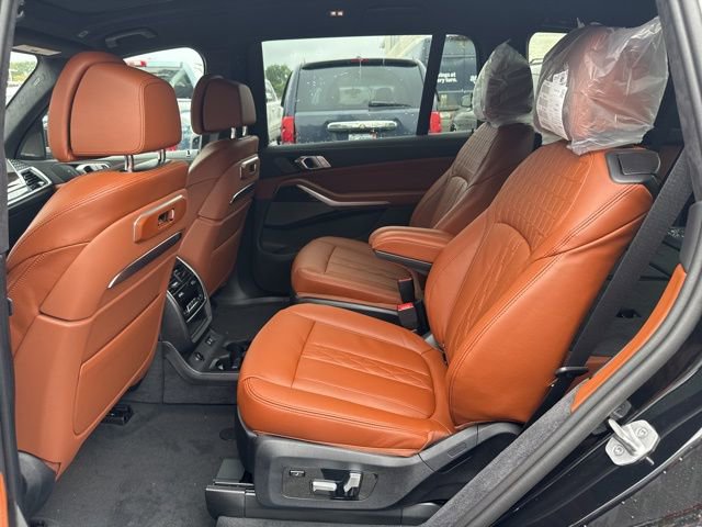 New 2026 BMW X7 xDrive40i w/ M Sport Package image 22