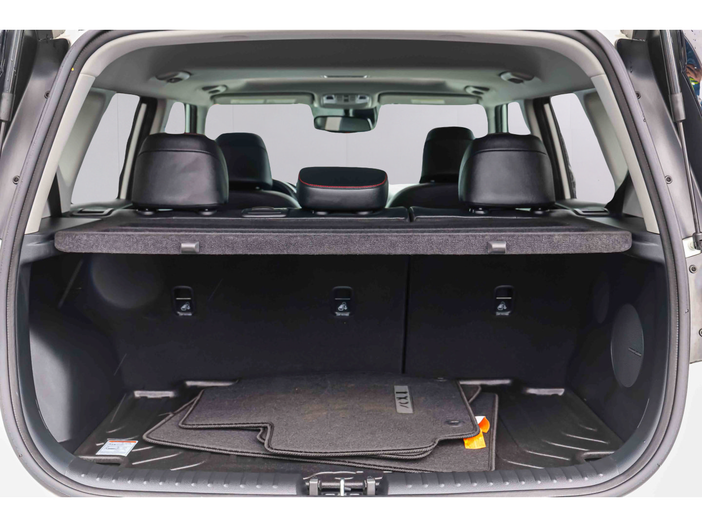 Certified 2024 Kia Soul GT-Line w/ Option Group 020 FWD image 22
