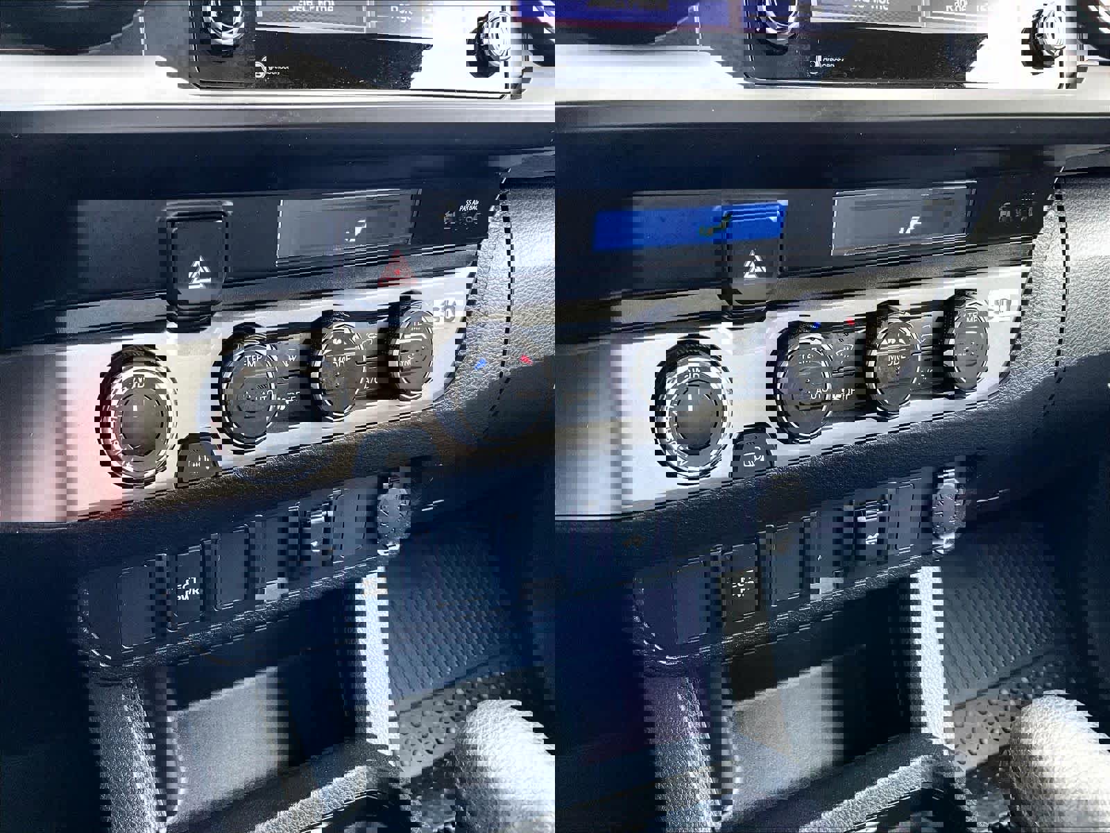 Used 2023 Toyota Tacoma SR image 26