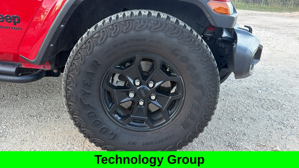 Used 2022 Jeep Gladiator Sport AWD/4WD image 3