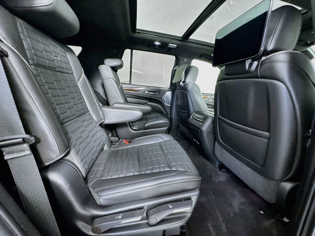 Used 2022 Cadillac Escalade Sport Platinum AWD/4WD image 27