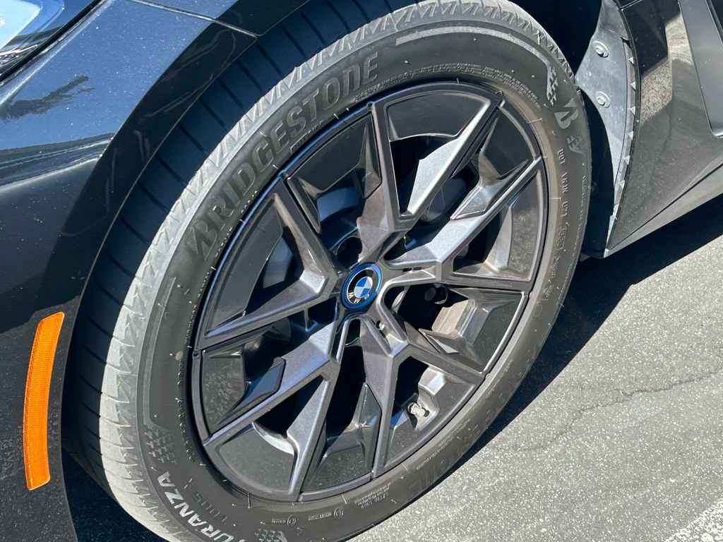 Used 2024 BMW i4 eDrive35 w/ Premium Package RWD image 3