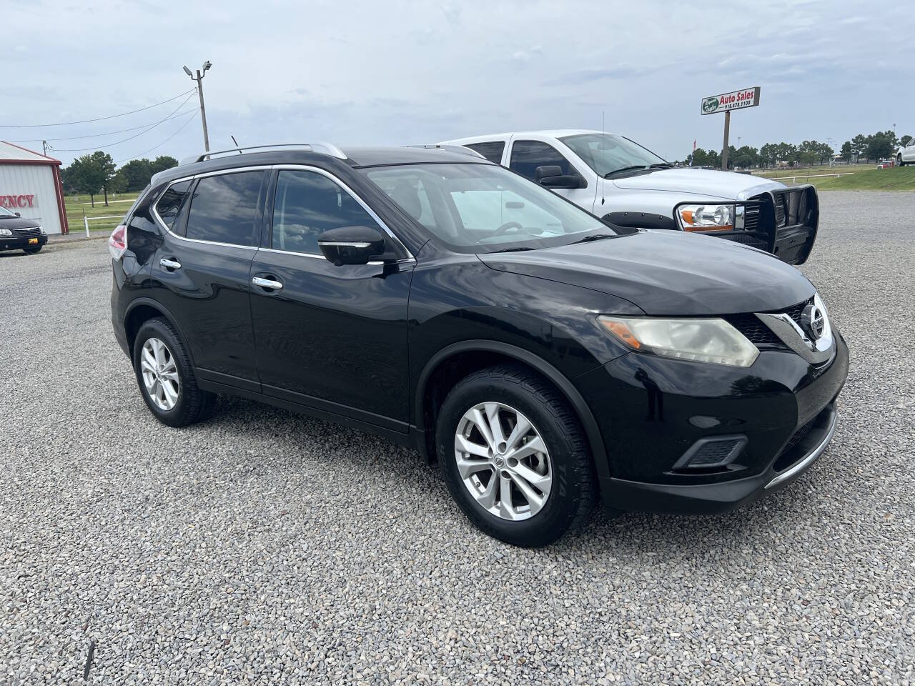 Used 2015 Nissan Rogue SV w/ SV Premium Package