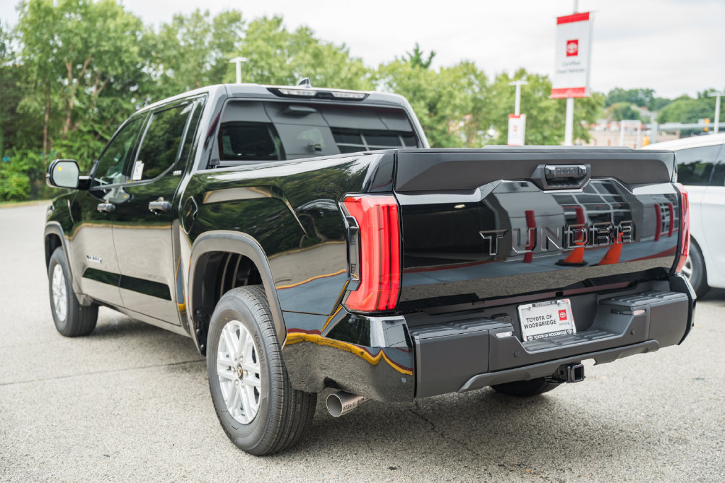 New 2026 Toyota Tundra SR5 w/ SR5 Convenience Package RWD image 5