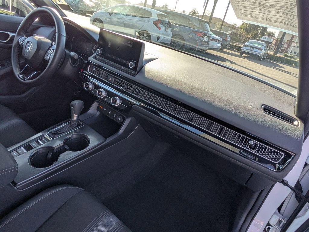 Certified 2025 Honda Civic Sport image 21