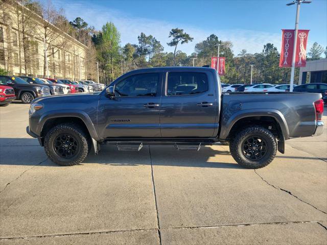 Certified 2022 Toyota Tacoma SR5 image 2