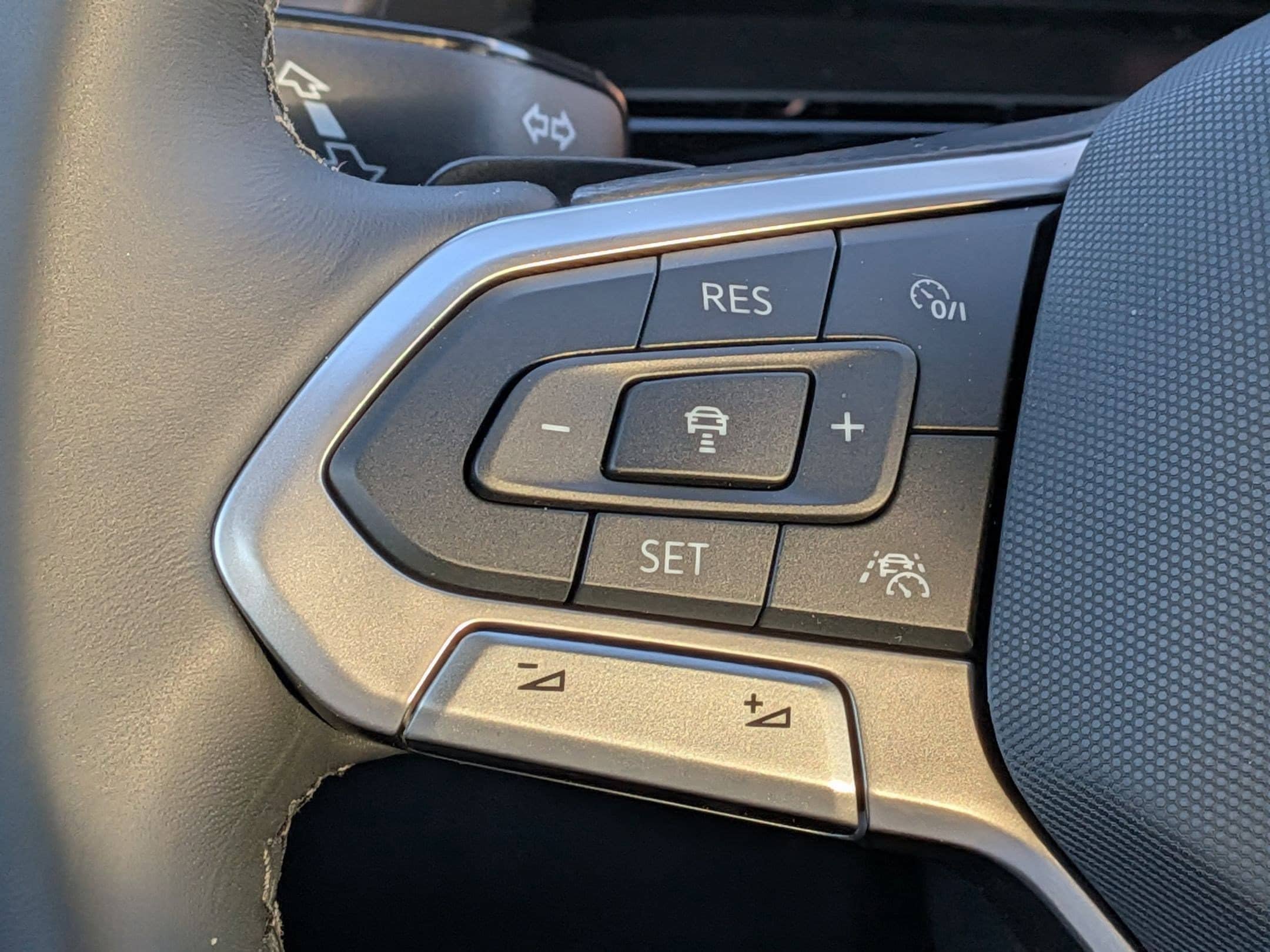 New 2026 Volkswagen Atlas SEL Premium R-Line AWD/4WD image 19