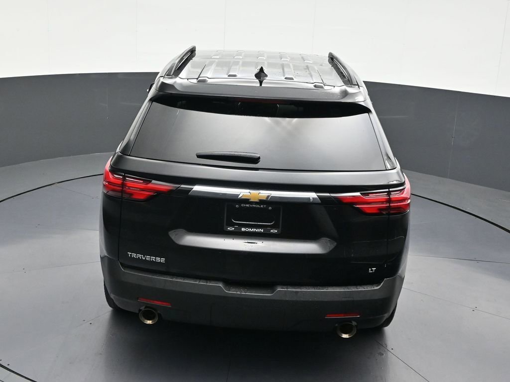 Used 2023 Chevrolet Traverse LT image 19