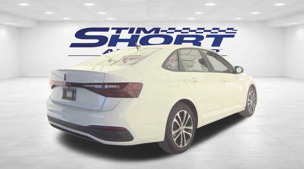 Used 2025 Volkswagen Jetta Sport image 5