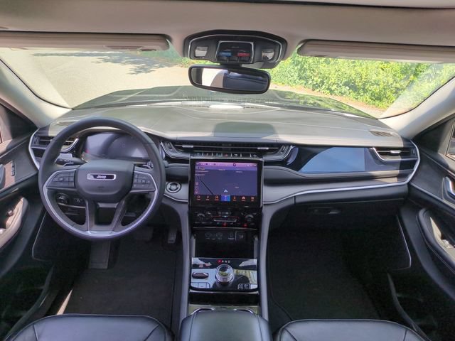 Certified 2022 Jeep Grand Cherokee Limited 4xe w/ MOPAR Finishing Package AWD/4WD image 19