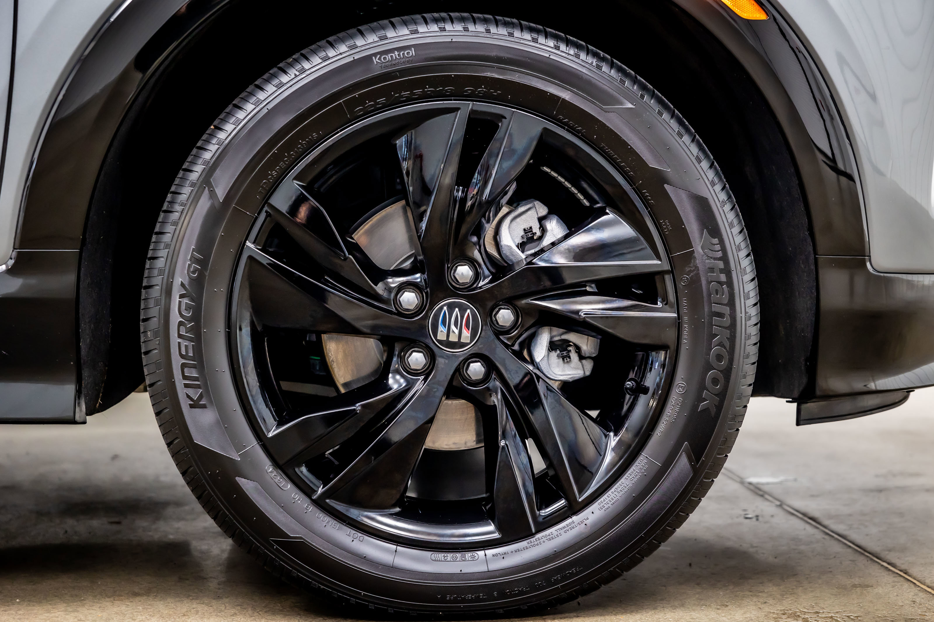 Used 2025 Buick Encore GX Sport Touring image 34