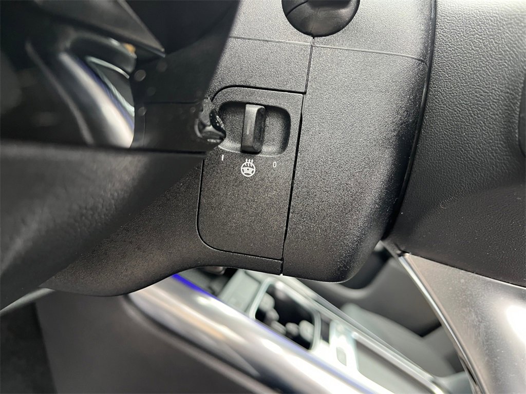 Certified 2025 Mercedes-Benz GLA 250 4MATIC image 23