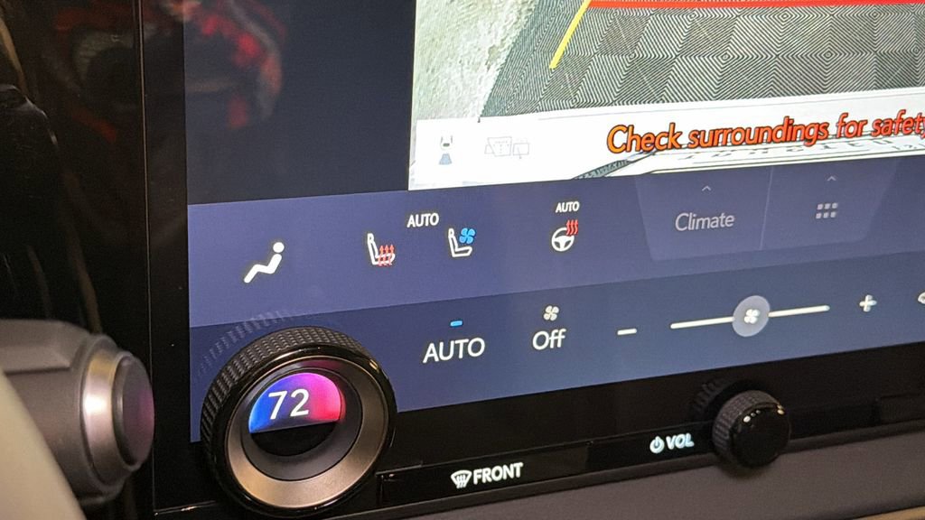 Used 2025 Lexus RX 350 Premium image 29