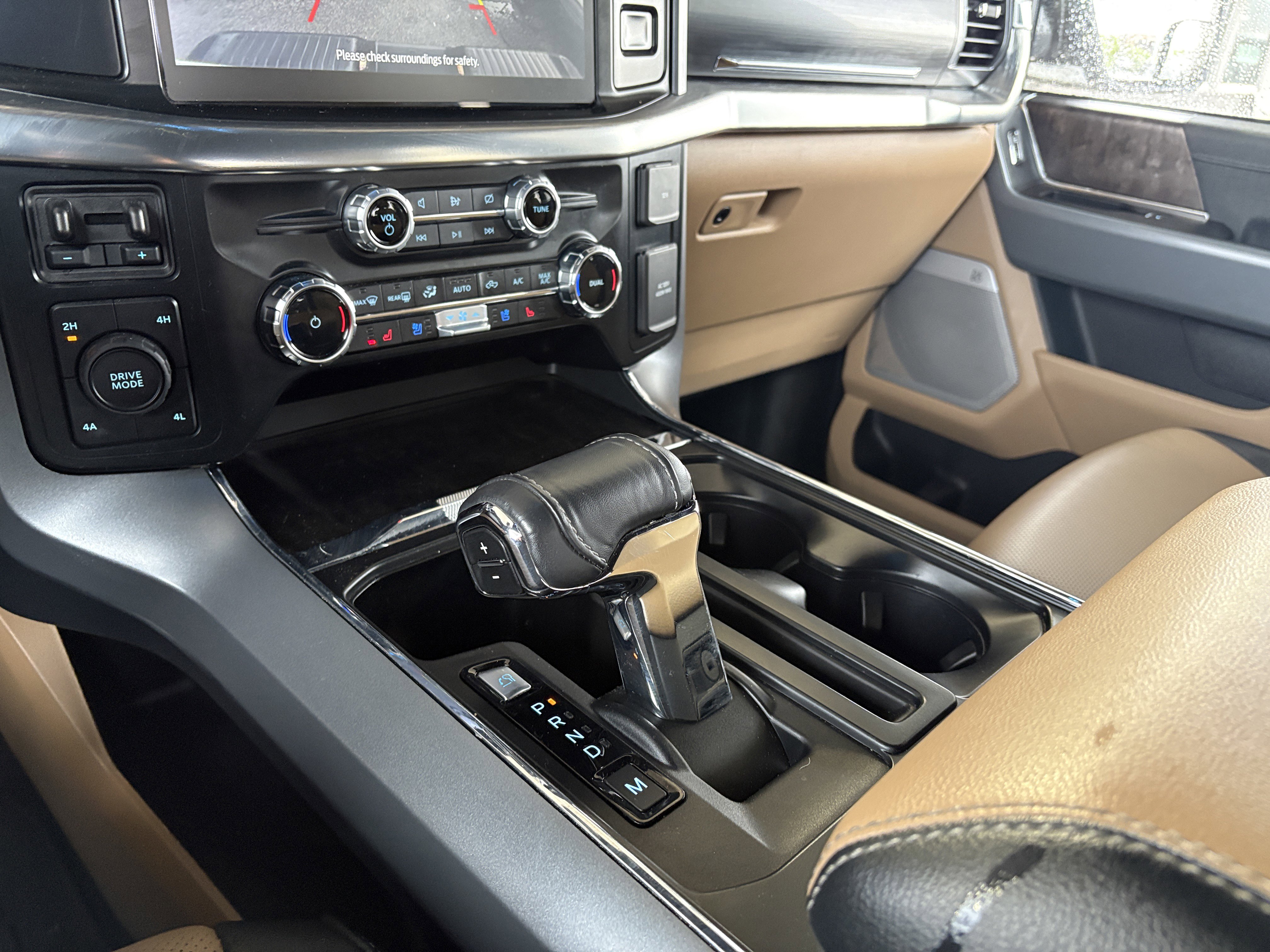 Used 2023 Ford F150 Lariat image 30