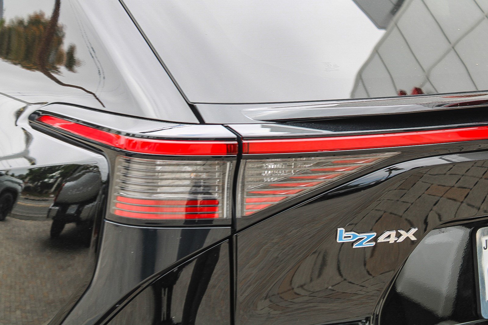 Certified 2025 Toyota bZ4X FWD w/ Weather Package image 10