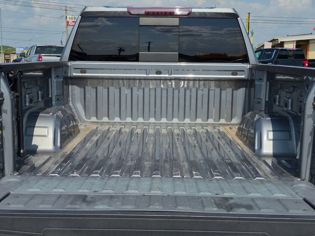 Used 2021 Chevrolet Silverado 1500 LTZ w/ Safety Package II AWD/4WD image 8