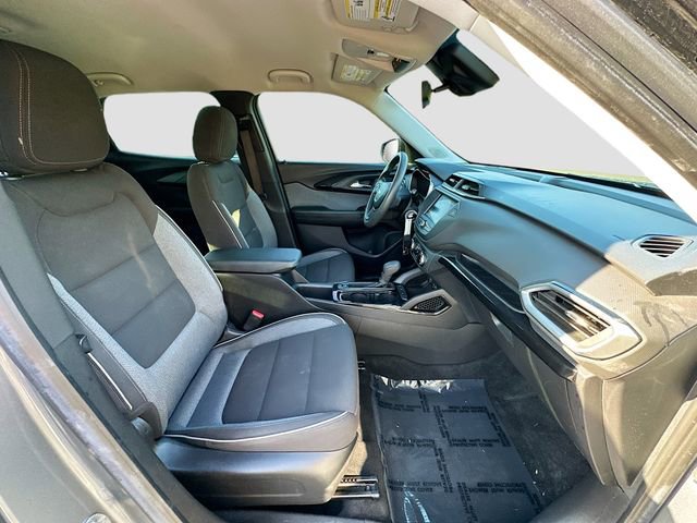 Used 2021 Chevrolet TrailBlazer LS image 25