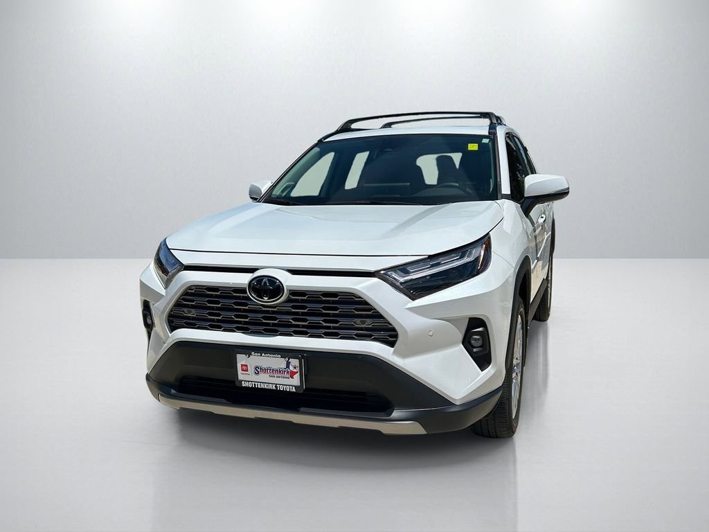 Used 2025 Toyota RAV4 Limited FWD image 2