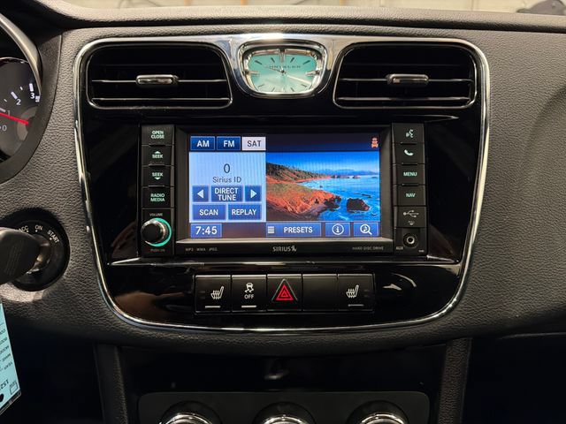 Used 2012 Chrysler 200 Limited FWD image 9