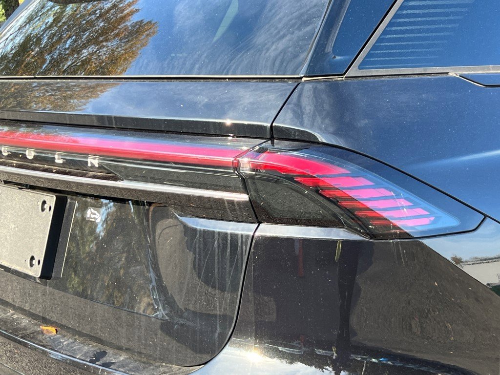 New 2026 Lincoln Nautilus Reserve image 5