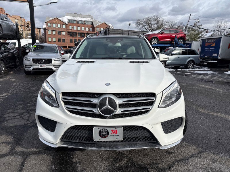 Used 2016 Mercedes-Benz GLE 400 4MATIC image 9