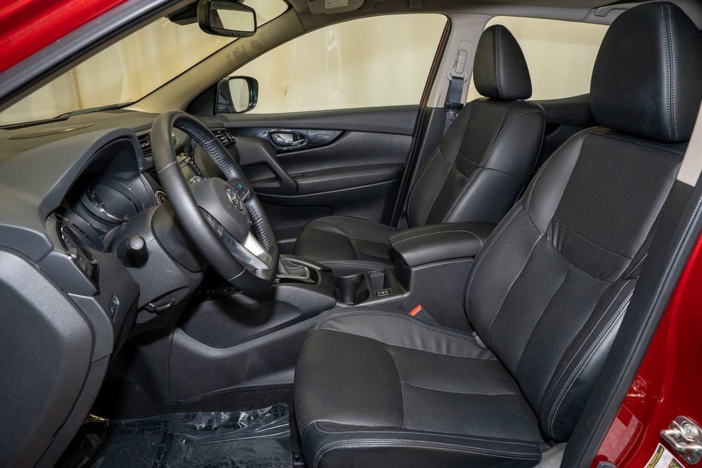 Certified 2022 Nissan Rogue Sport SL w/ Premium Package image 10