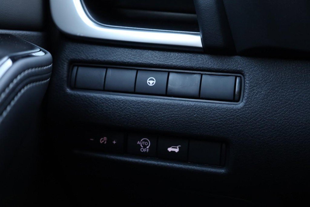 New 2026 Nissan Rogue SV image 18