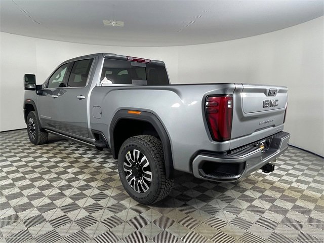 New 2026 GMC Sierra 2500 Denali Ultimate w/ Max Trailering Package image 17