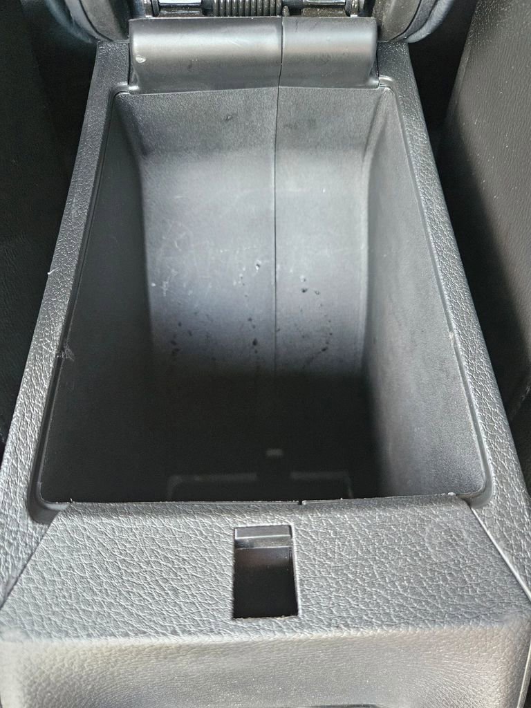 Used 2025 Jeep Compass Limited image 29