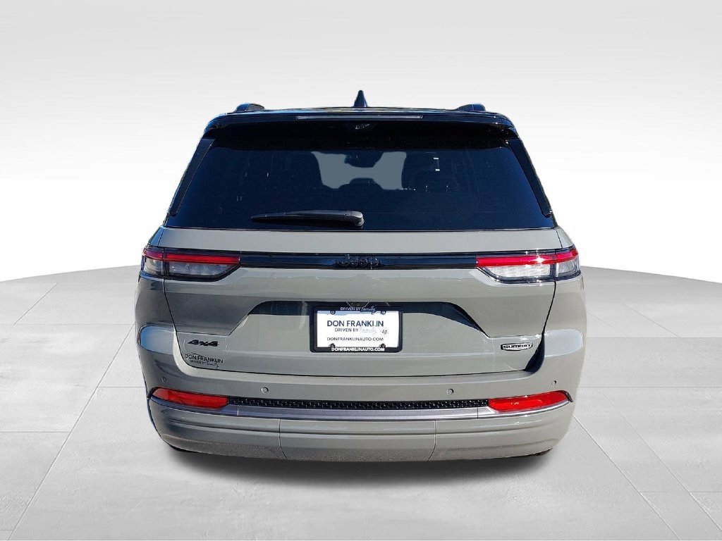 New 2027 Jeep Grand Cherokee Summit AWD/4WD image 4