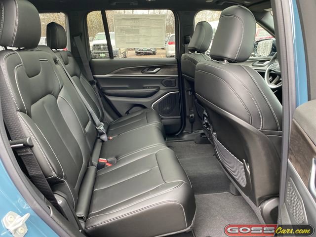 New 2026 Jeep Grand Cherokee Limited w/ Limited Altitude Package image 8