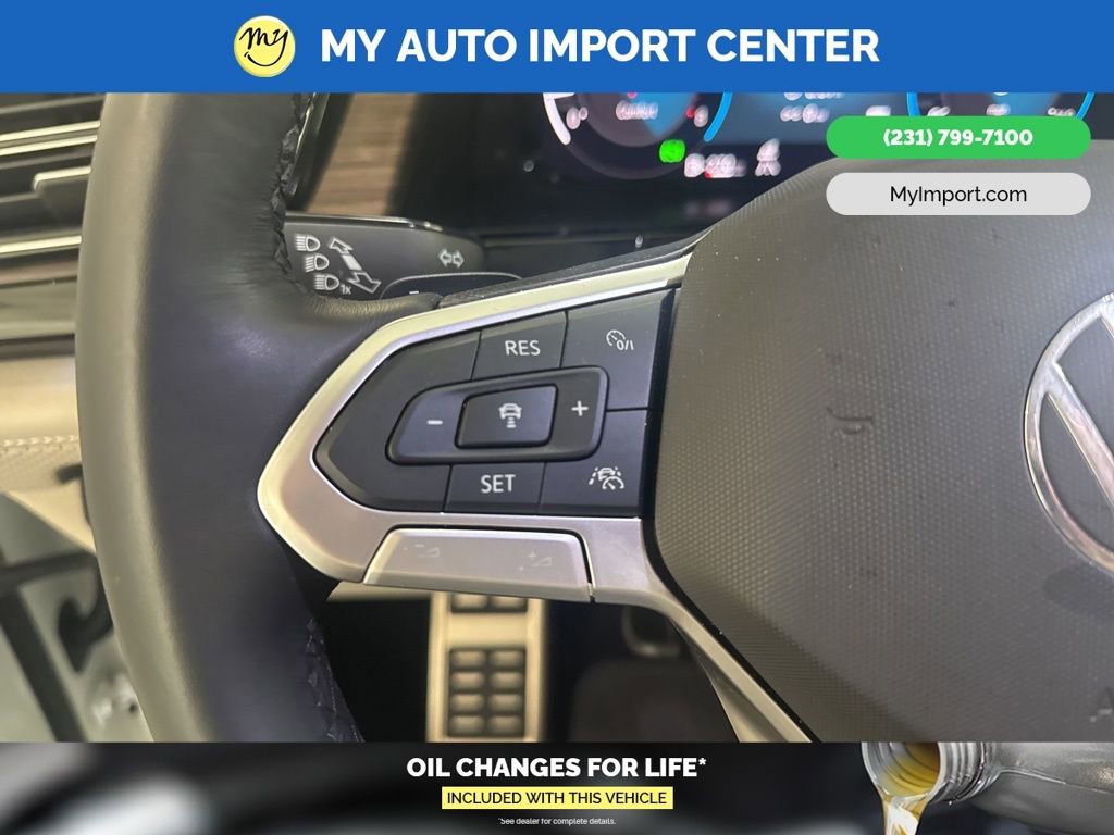 Used 2025 Volkswagen Atlas SEL Premium R-Line image 17