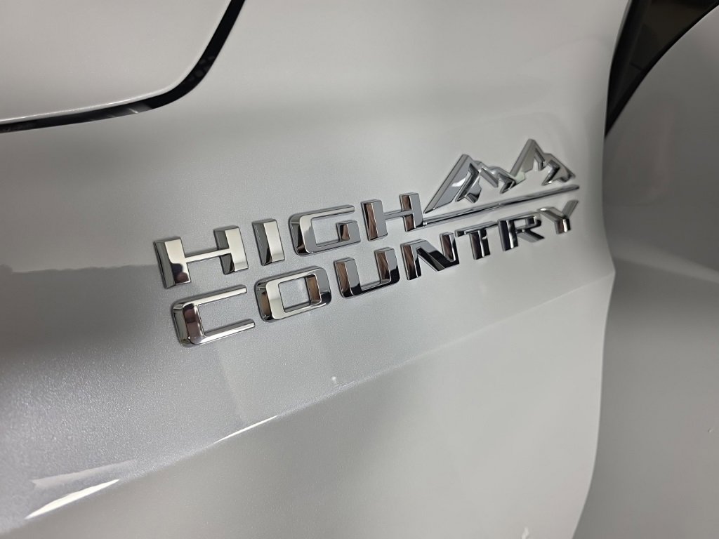 New 2026 Chevrolet Tahoe High Country w/ Sun And Tow Package image 11