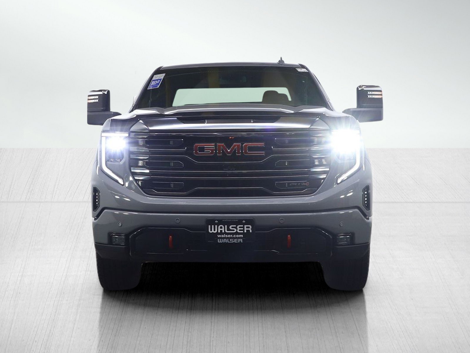 Used 2024 GMC Sierra 1500 AT4 image 8