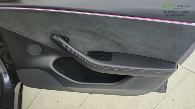 Used 2025 Tesla Model 3 Long Range AWD/4WD image 24