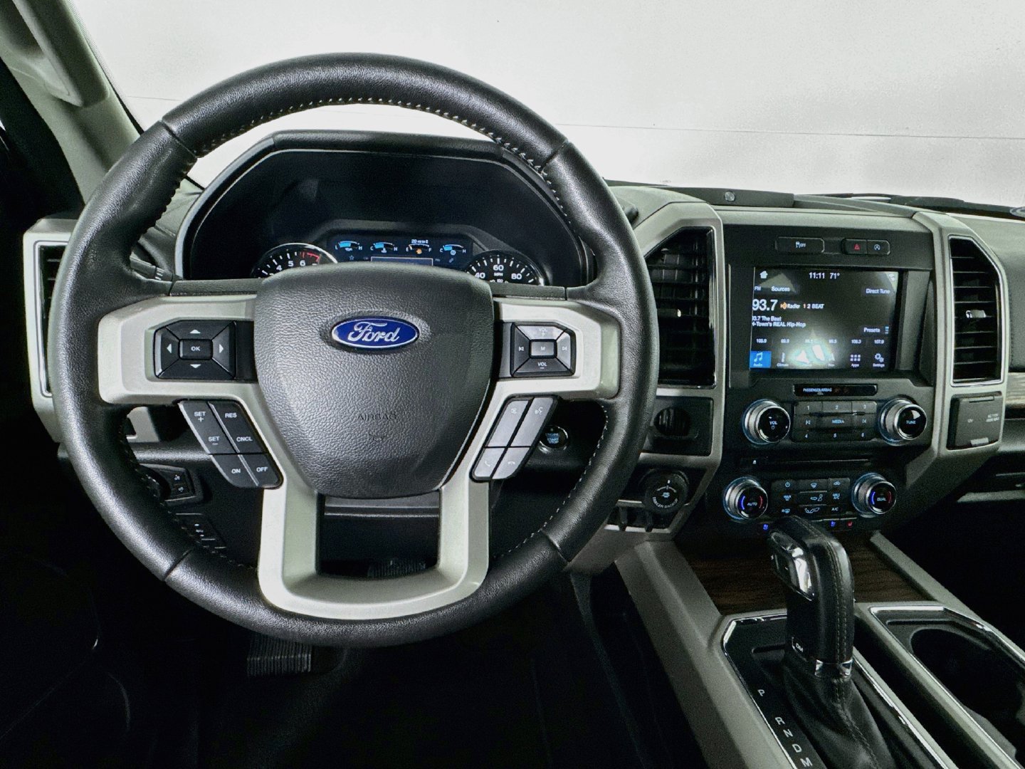 Used 2018 Ford F150 Lariat w/ Equipment Group 501A Mid RWD image 10