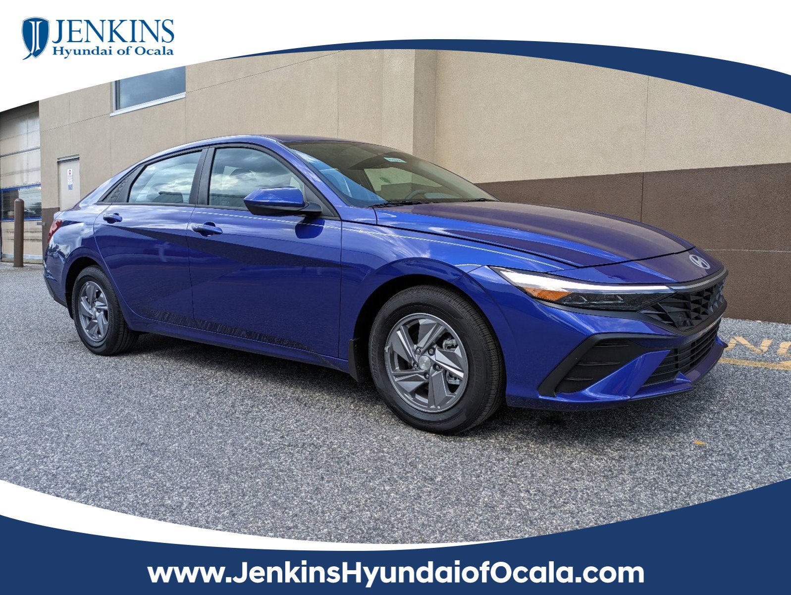 New 2025 Hyundai Elantra SE