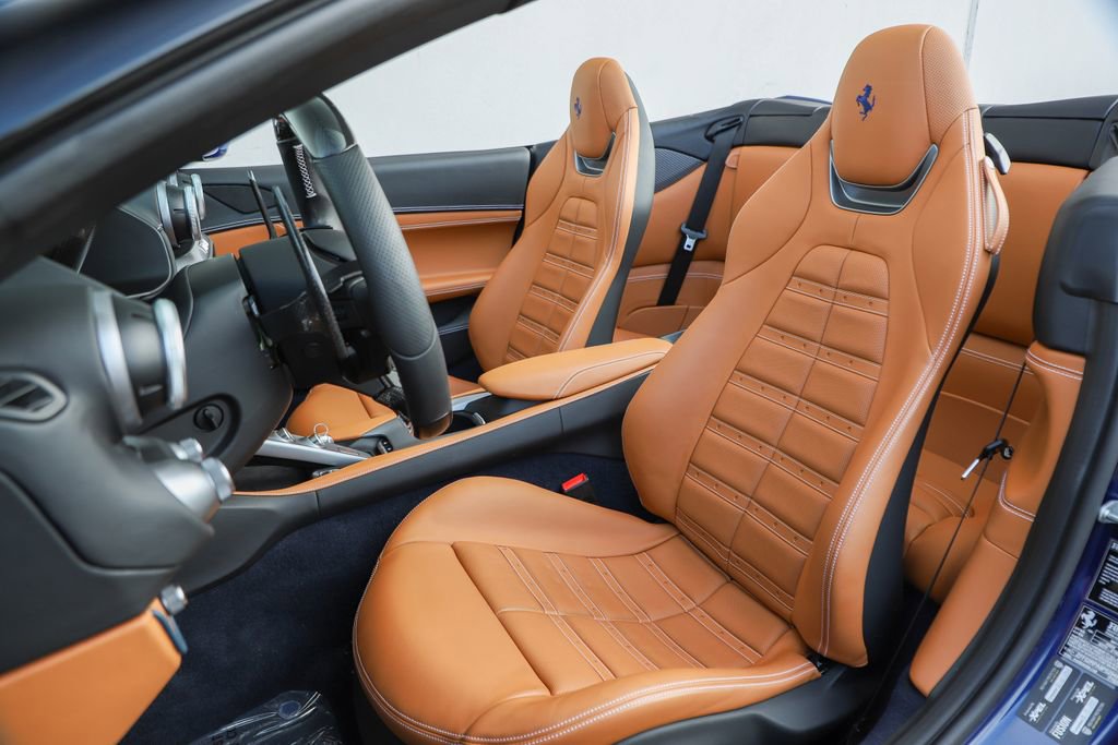 Certified 2023 Ferrari Portofino M image 28