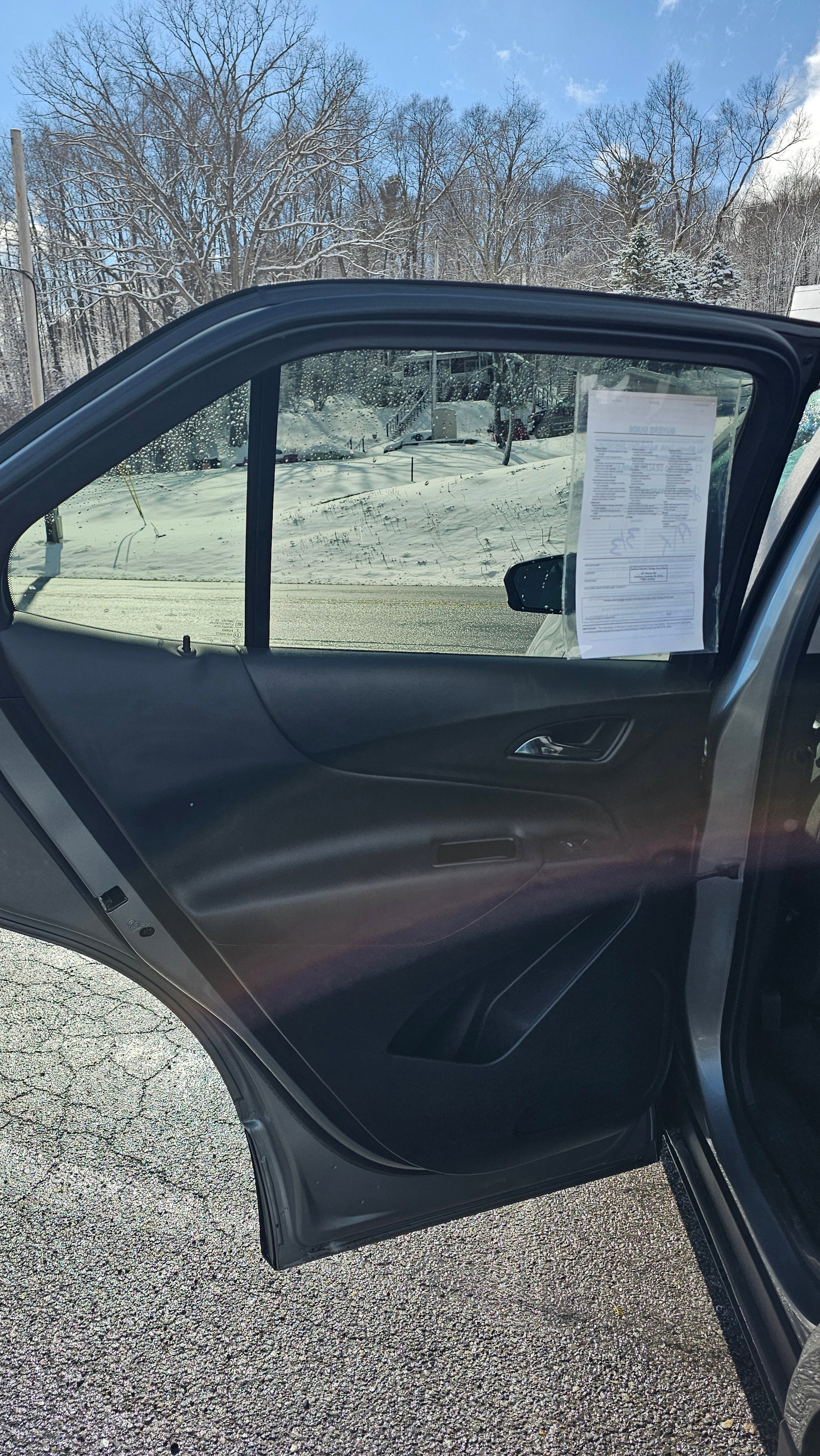 Used 2023 Chevrolet Equinox LT w/ Driver Convenience Package image 21