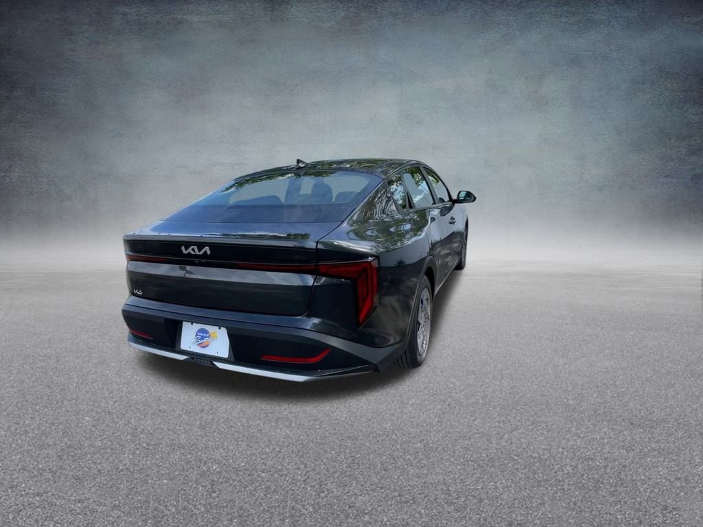 Used 2025 Kia K4 LX image 23